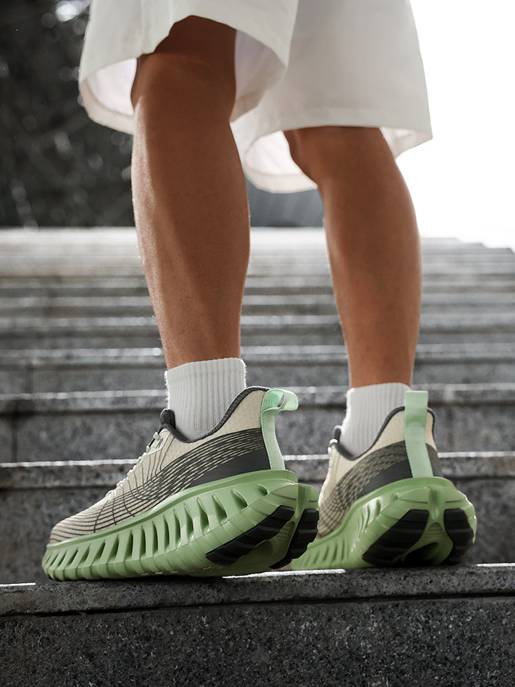 NHOT 2025 Fashion Street Men's Lightweight Mesh Breathable Trainers