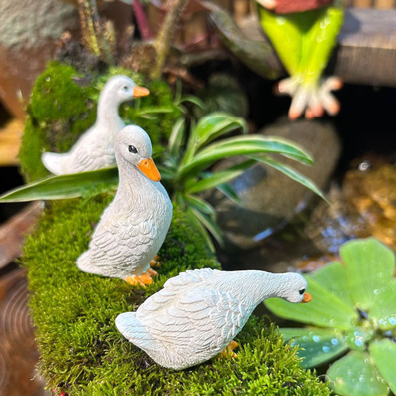 3Pcs White Duck Figurine Garden Statue Set Resin Animal Sculpture Outdoor Decor
