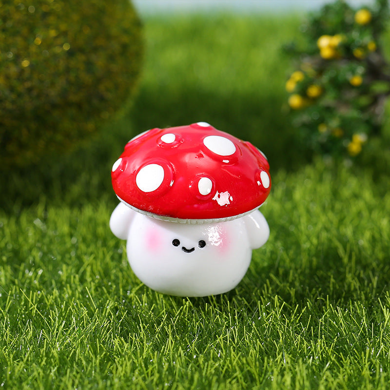 7Pcs Mini Resin Mushroom Figurines Miniature Fairy Garden Decor Bonsai Ornament