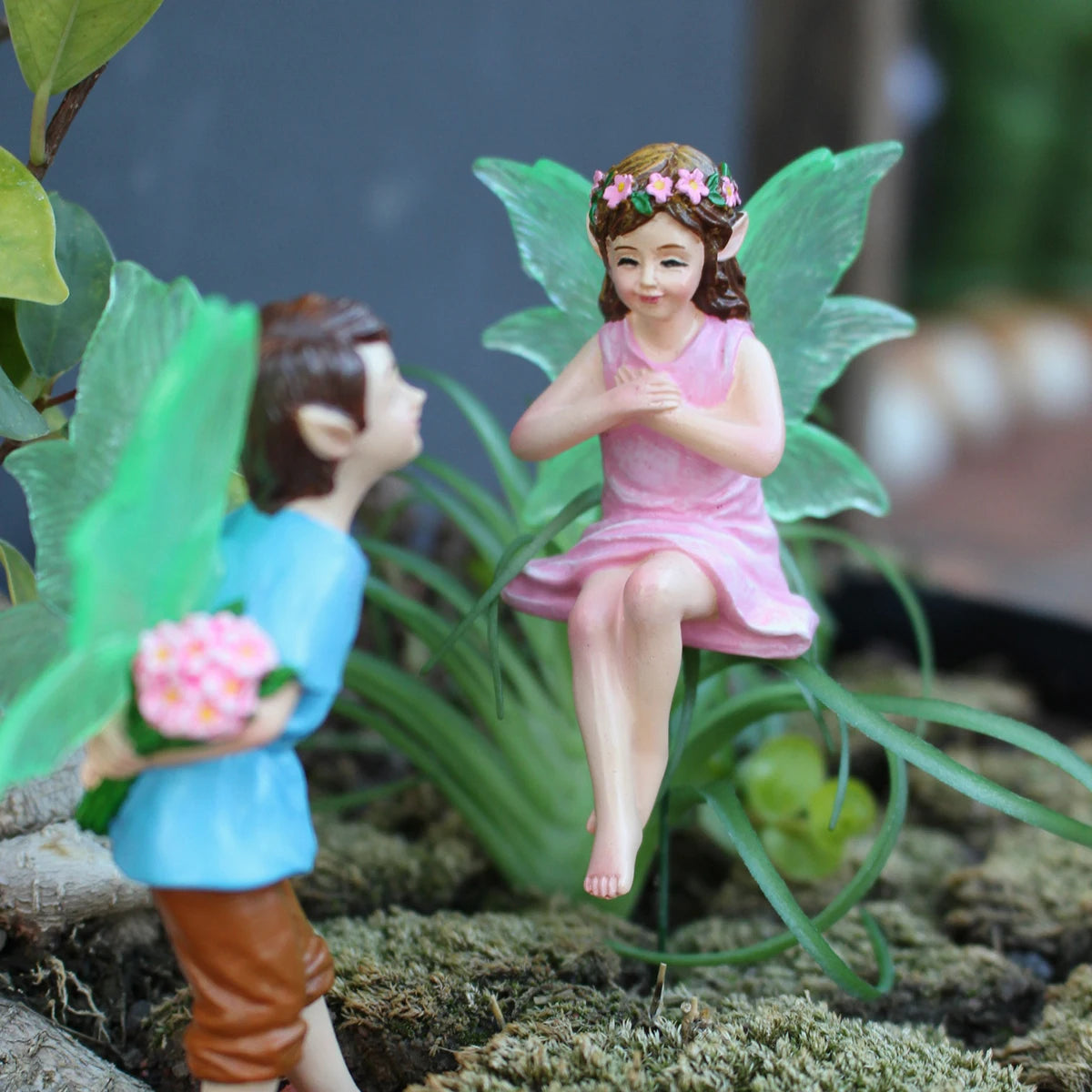 2pcs Glowing Fairy Couple Figurine Glow in the Dark Wing Garden Stake Ornament