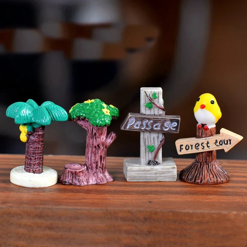 Miniature Signpost Road Sign Figurine for Fairy Garden Terrarium DIY Decor
