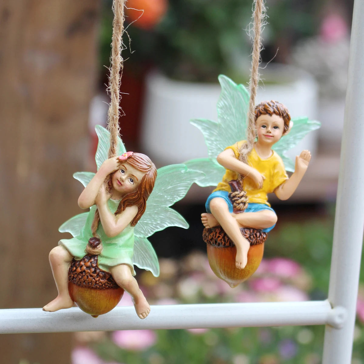 2pcs Swinging Fairy Figurine Glow in the Dark Wing Resin Couple Garden Ornament