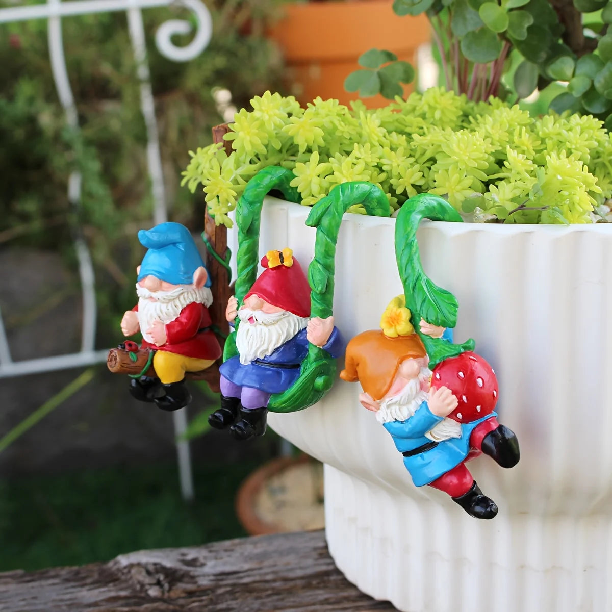 Resin Garden Gnome Statue Dwarf Figurine for Flower Pot Patio Outdoor Decor Gift