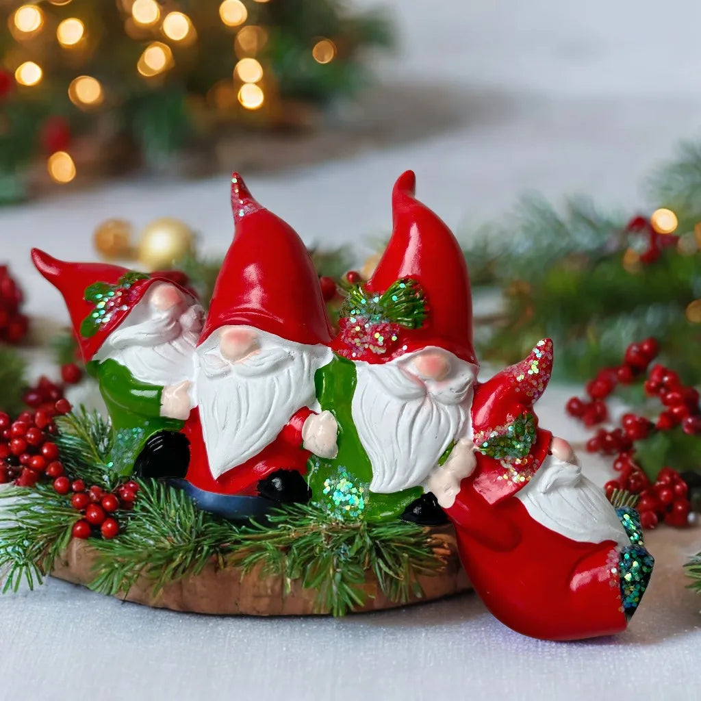 4pcs Christmas Gnome Resin Ornaments Set Mini Santa Claus Dwarfs Holiday Decor