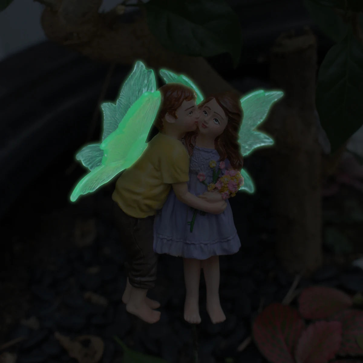 Kissing Flower Fairy Stakes Resin Miniature Figurine for Garden Pot Yard Decor