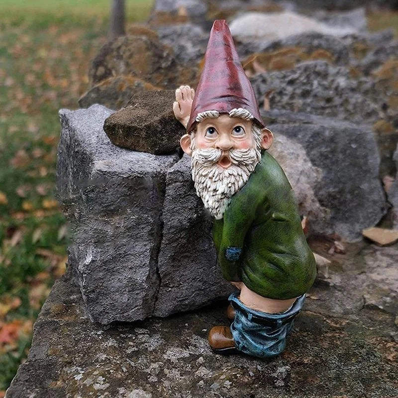 Funny Peeing Garden Gnome Statue Naughty Urinating Dwarf Figurine Yard Art Decor