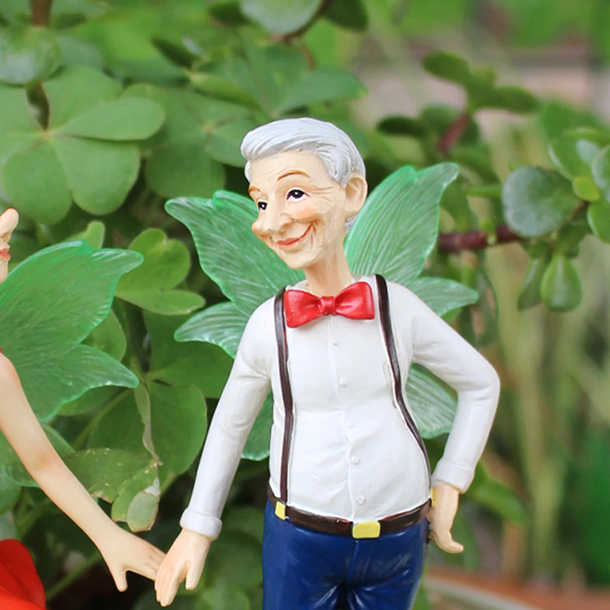 2pcs Valentine's Day Elderly Couple Fairy Set Glow in the Dark Wings Garden Gift