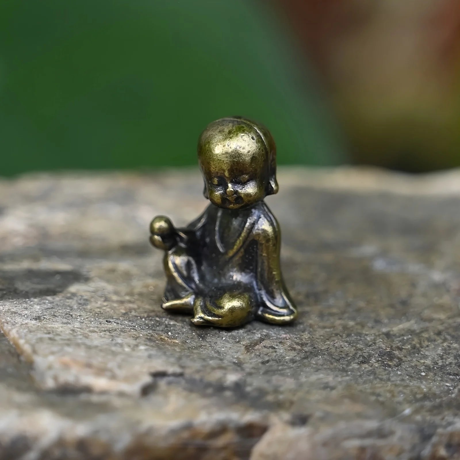 Mini Buddha Statue Guanyin Figurine Zen Garden Fish Tank Ornament Micro Landscape