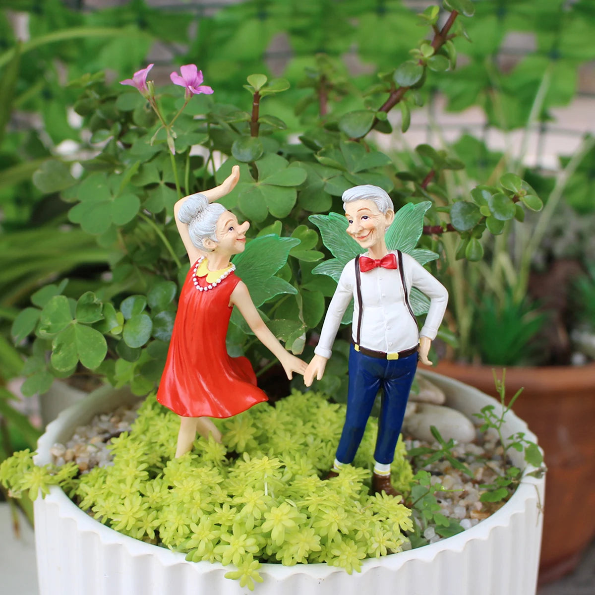 2pcs Valentine's Day Elderly Couple Fairy Set Glow in the Dark Wings Garden Gift