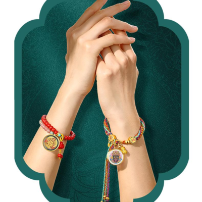 TibetanBuddhistThangkaBraceletin999PureSilver_038afce9-3007-4dc5-a7cb-3de256d3d9f2.png